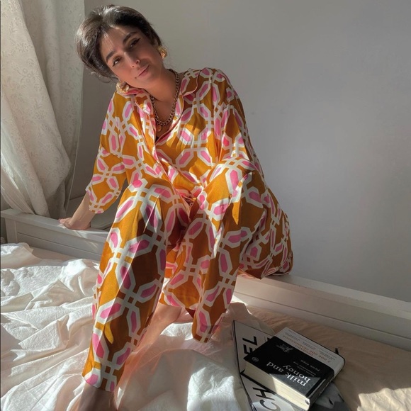 LAST ONE Zara Pajama Style Two Piece Set - Picture 14 of 16